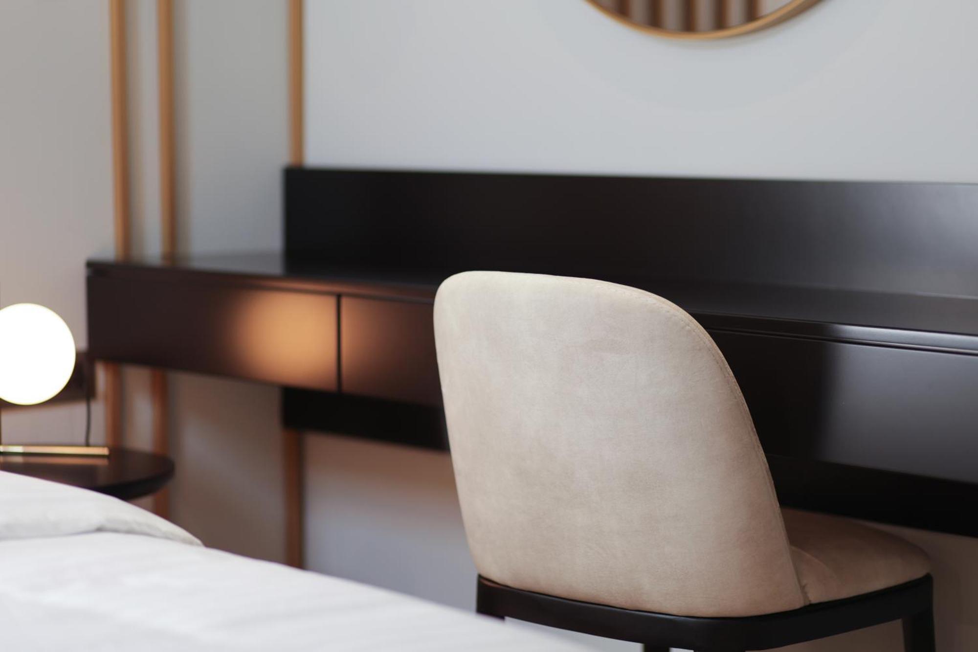 Gremmy Boutique Hotel Tirana Bagian luar foto