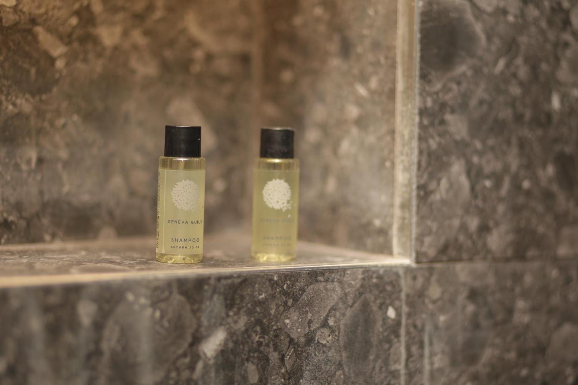 Gremmy Boutique Hotel Tirana Bagian luar foto